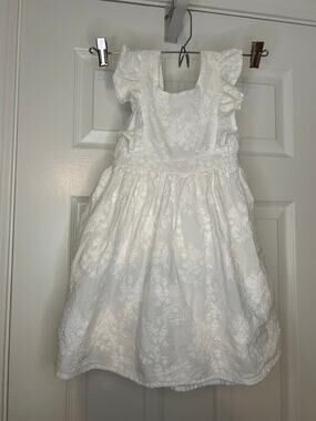 Tahari Girls 4T White Embroidered Floral Ruffle Dress Easter Flower Girl